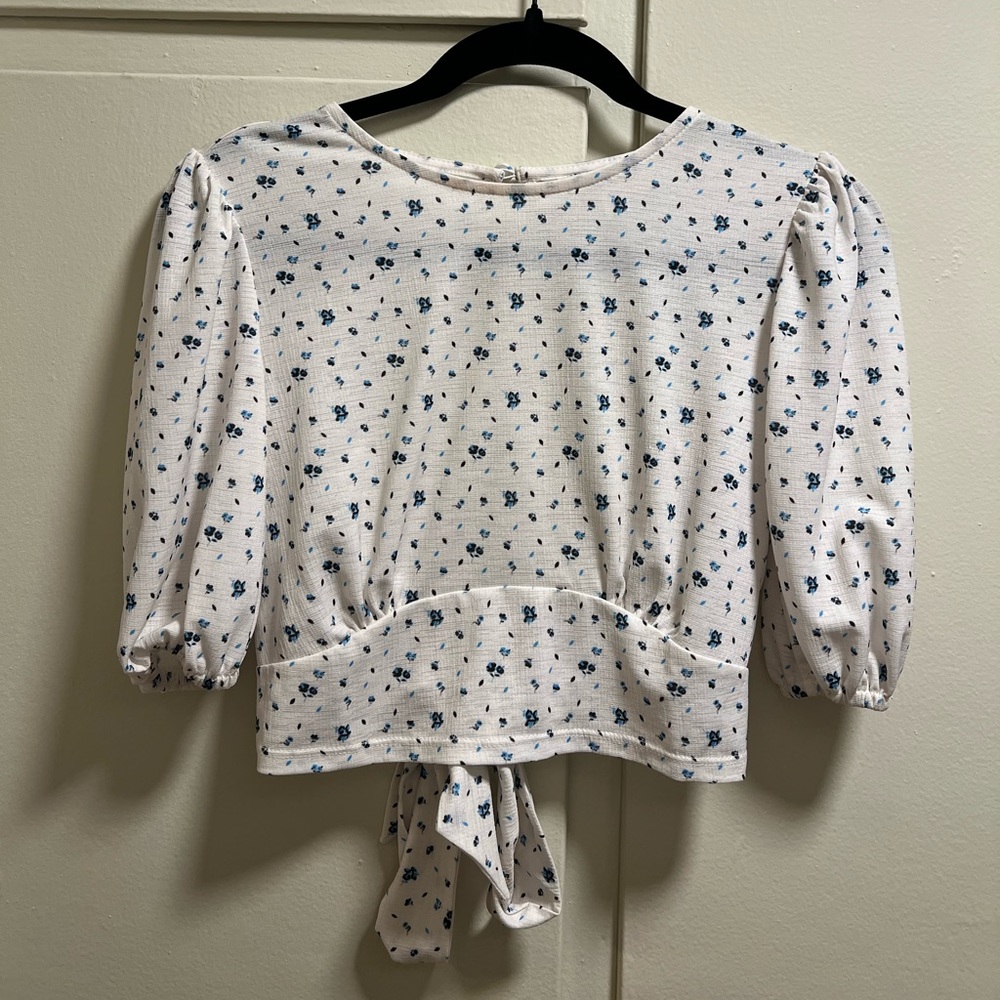 Floral backless crop top